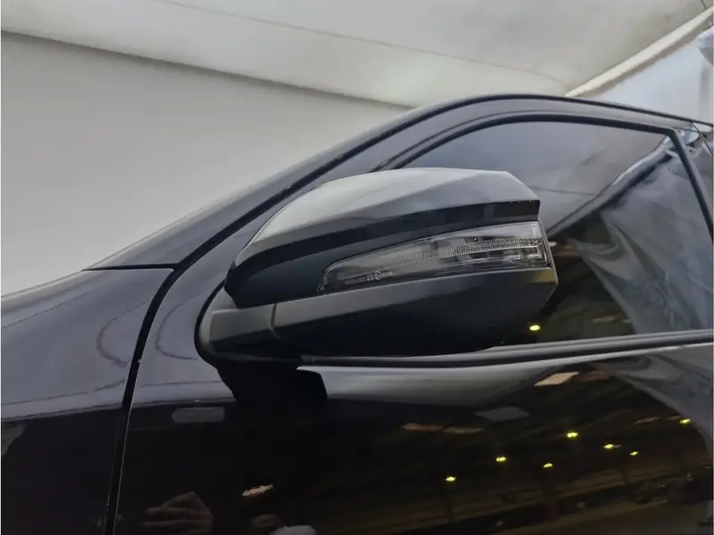 Discover undefined undefined Exterior Interior Images.Find all aspects and details of cars.