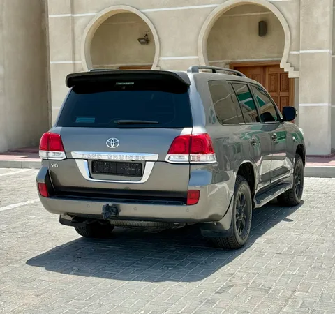 Discover undefined undefined Exterior Interior Images.Find all aspects and details of cars.
