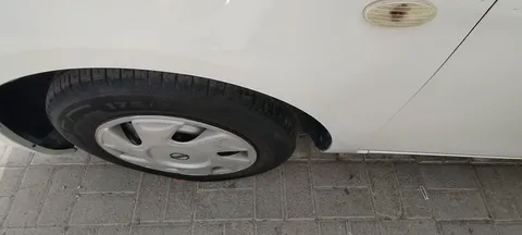 Nissan Sunny 1.5 Mid 2013