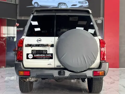 Nissan Patrol Super Safari 4.8L Automatic 2024