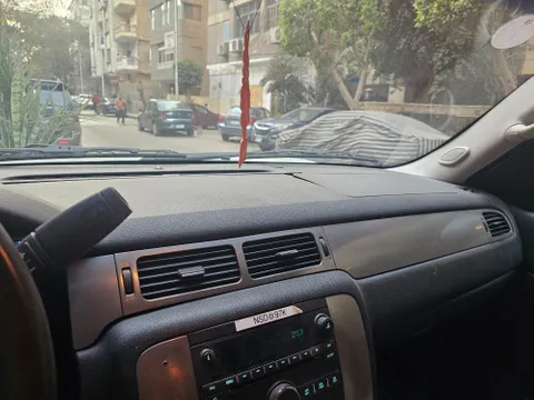 استكشف undefined undefined الصور الخارجية والداخلية. اكتشف جميع جوانب وتفاصيل السيارات.