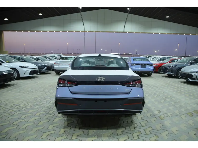 Discover undefined undefined Exterior Interior Images.Find all aspects and details of cars.