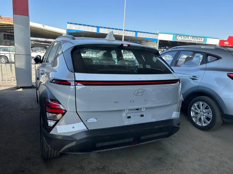 Hyundai Kona 2025