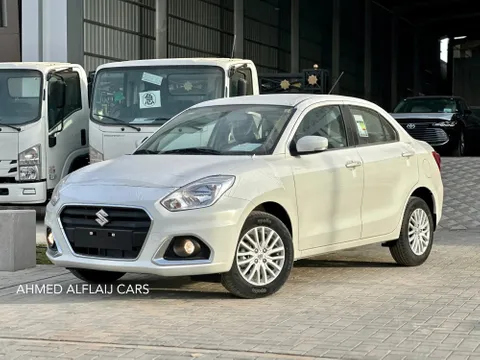 Discover undefined undefined Exterior Interior Images.Find all aspects and details of cars.