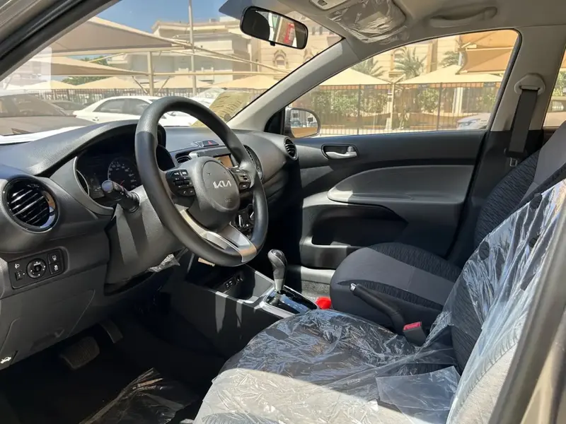 KIA Pegas 2025