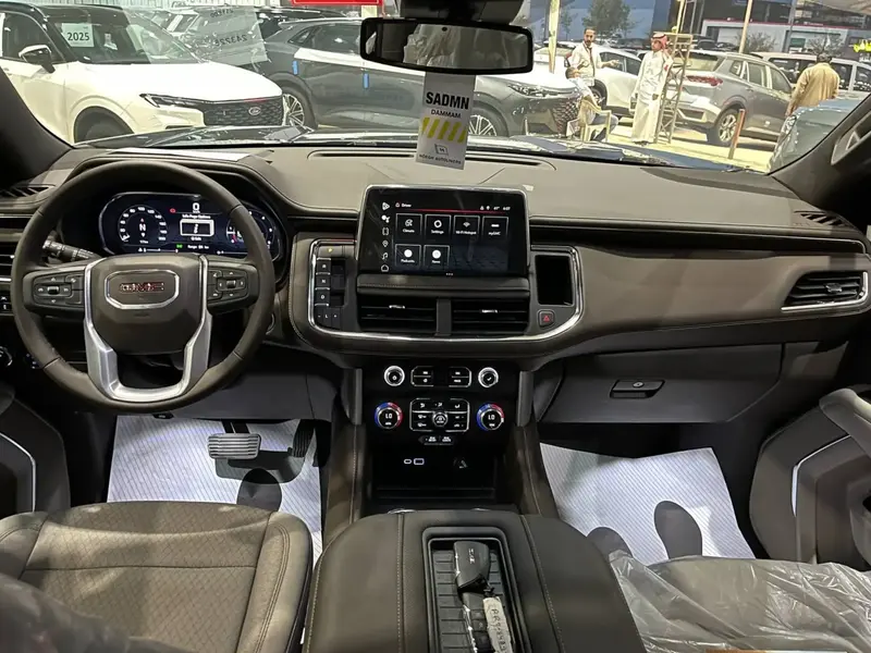 GMC Yukon XL 2024