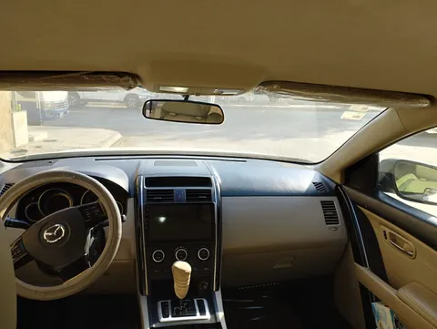 Discover undefined undefined Exterior Interior Images.Find all aspects and details of cars.