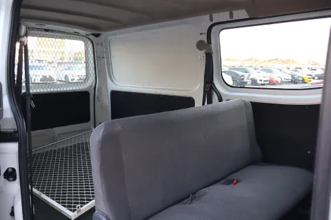 Nissan Urvan 6-Seater Manual (5-Door) 2020