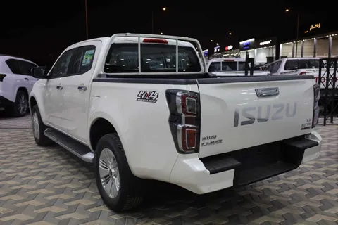 New Isuzu D-MAX 2023