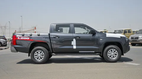 New Mitsubishi L200 2.4L Double Cab GL M/T 4WD Petrol 2024