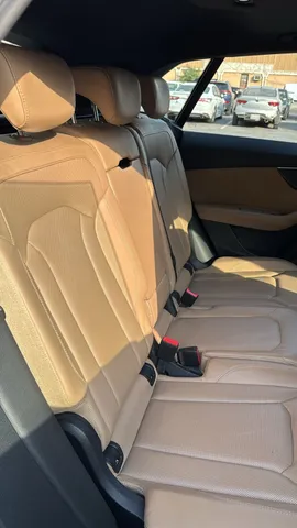 Audi Q8 55 TFSI quattro (340 HP) 2019