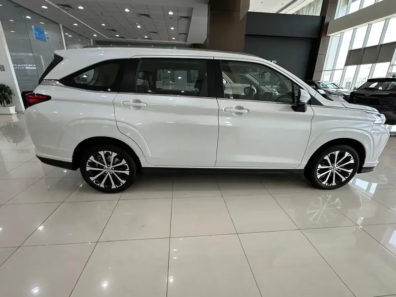 Toyota VELOZ 2025