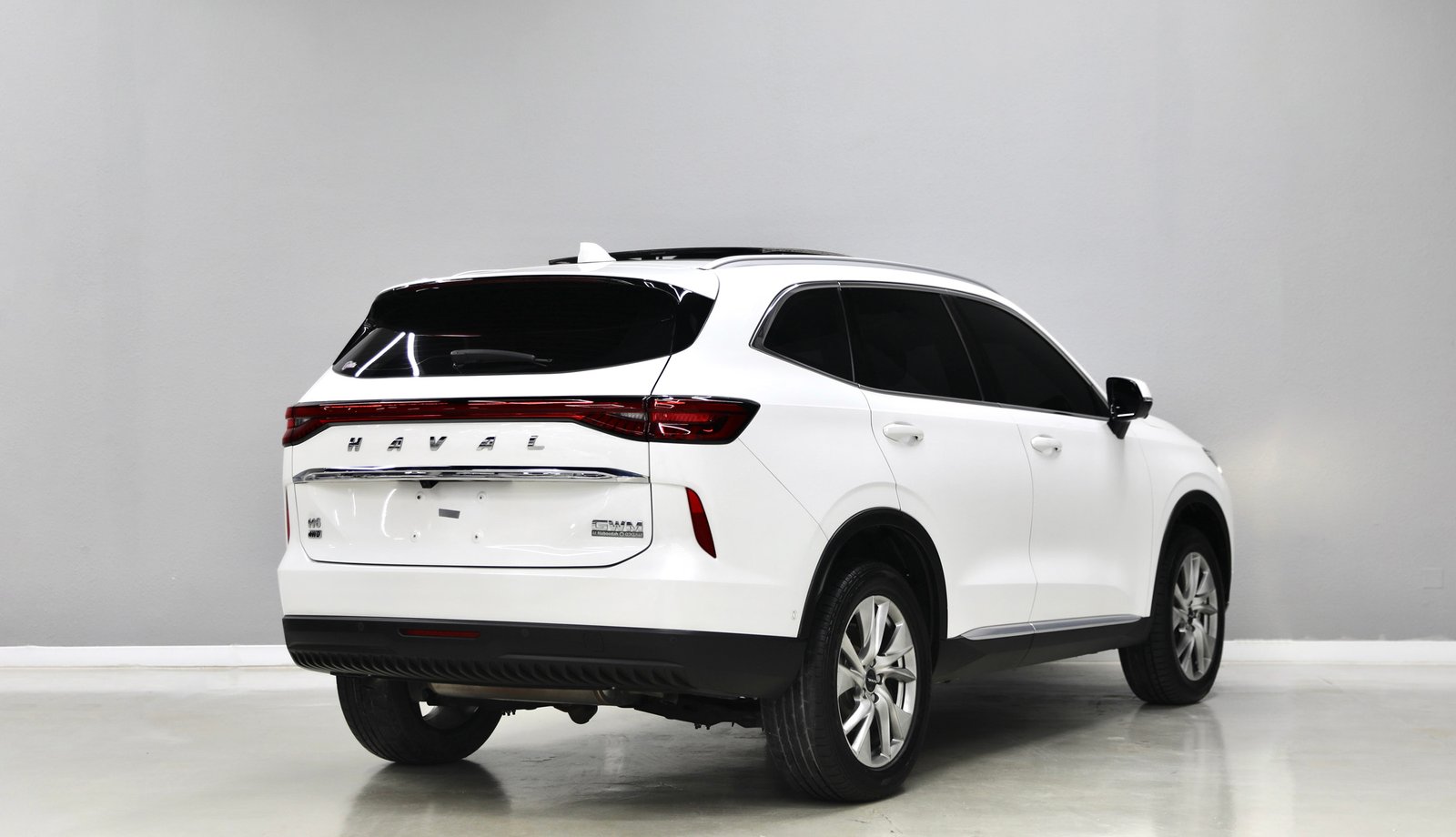 GCC | 1,250 AED Monthly | Free Insurance and Registration