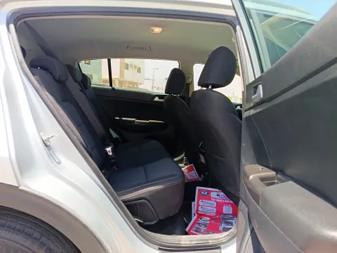 Kia Sportage 1.6L Standard 2021