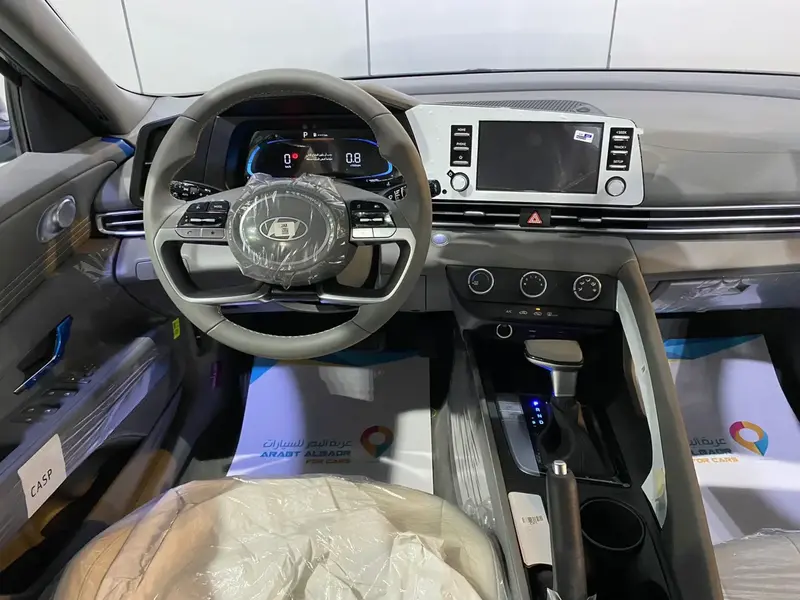 Hyundai Elantra 2025