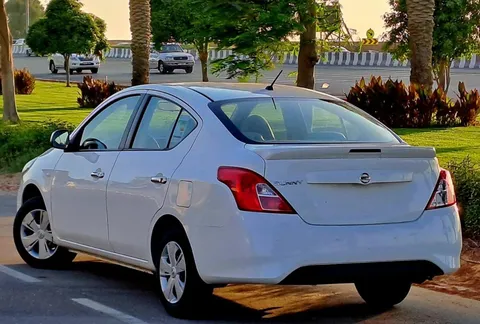Nissan Sunny 1.6L SV 2022