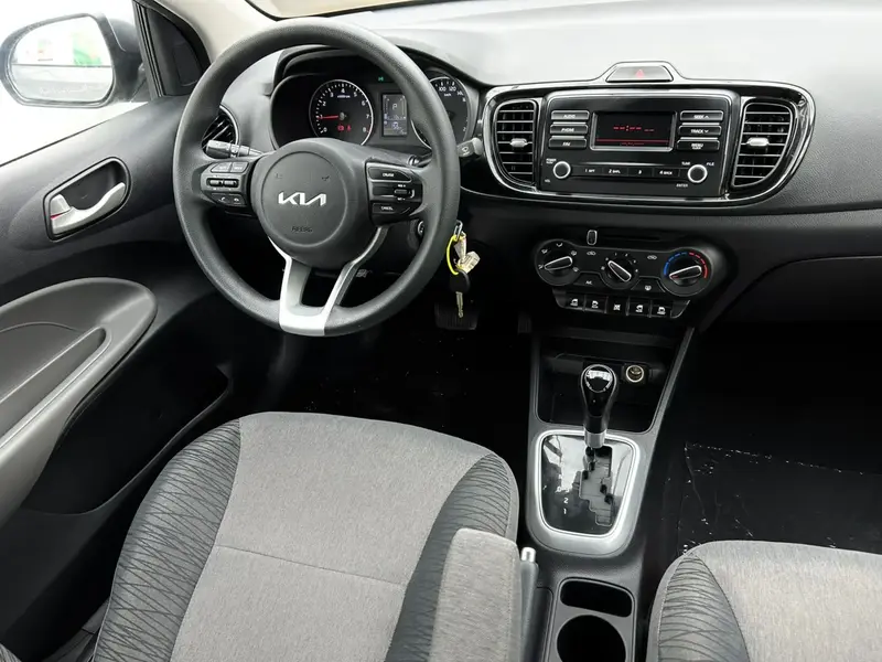 KIA Pegas 2025