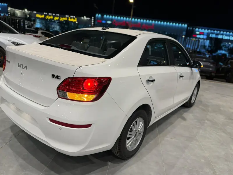KIA Pegas 2025