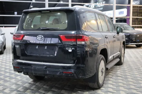 New Toyota Land Cruiser 3.3T GXR-L4 2023
