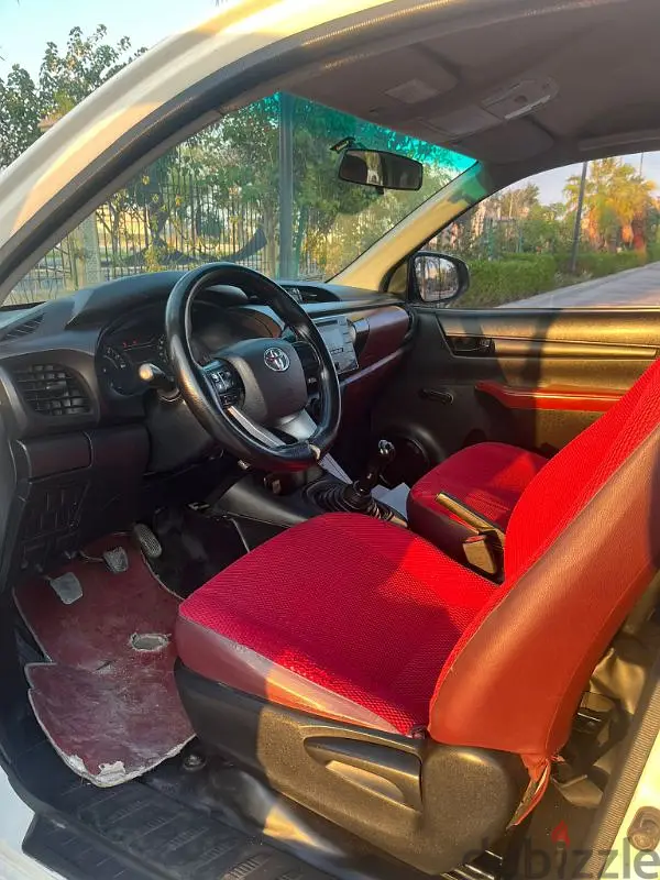 تويوتا هيلوكس 2016