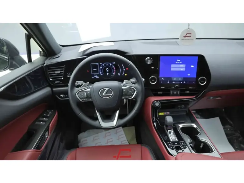 Discover undefined undefined Exterior Interior Images.Find all aspects and details of cars.