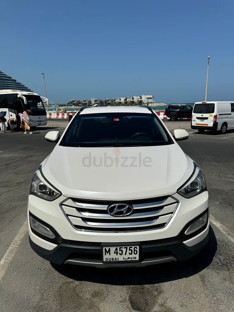 Hyundai Grand Santa Fe 2015