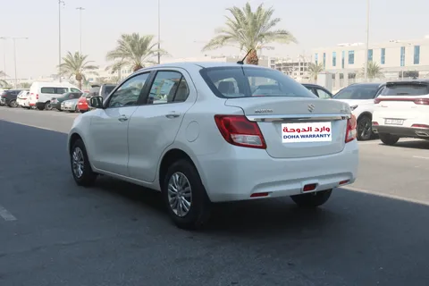 استكشف undefined undefined الصور الخارجية والداخلية. اكتشف جميع جوانب وتفاصيل السيارات.