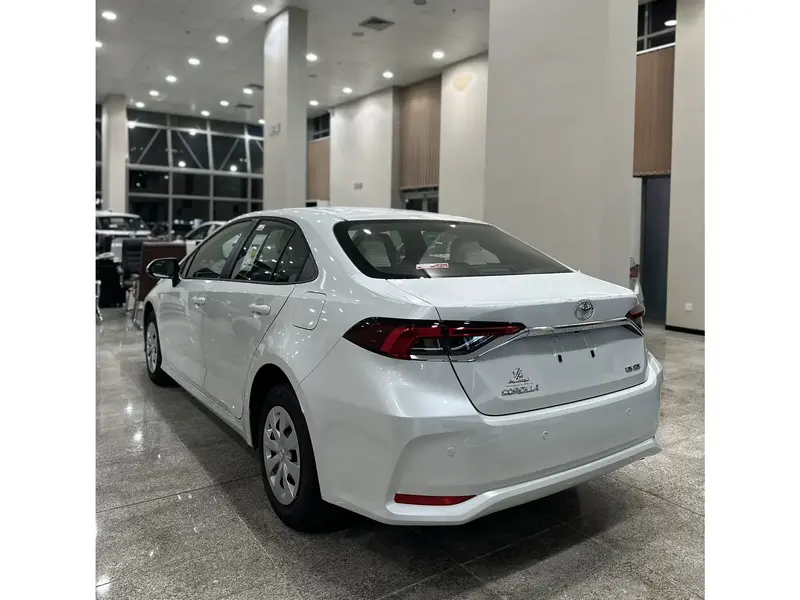 Discover undefined undefined Exterior Interior Images.Find all aspects and details of cars.
