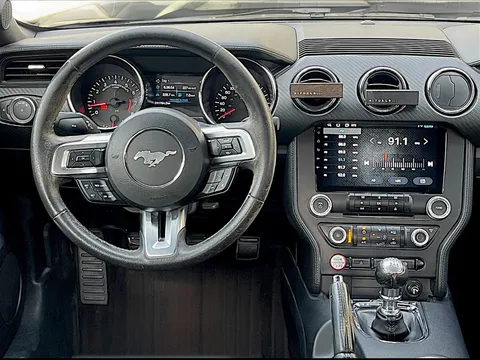 Ford Mustang V6 2015