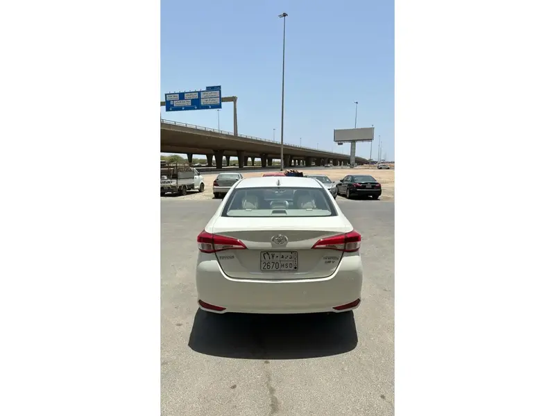 Discover undefined undefined Exterior Interior Images.Find all aspects and details of cars.