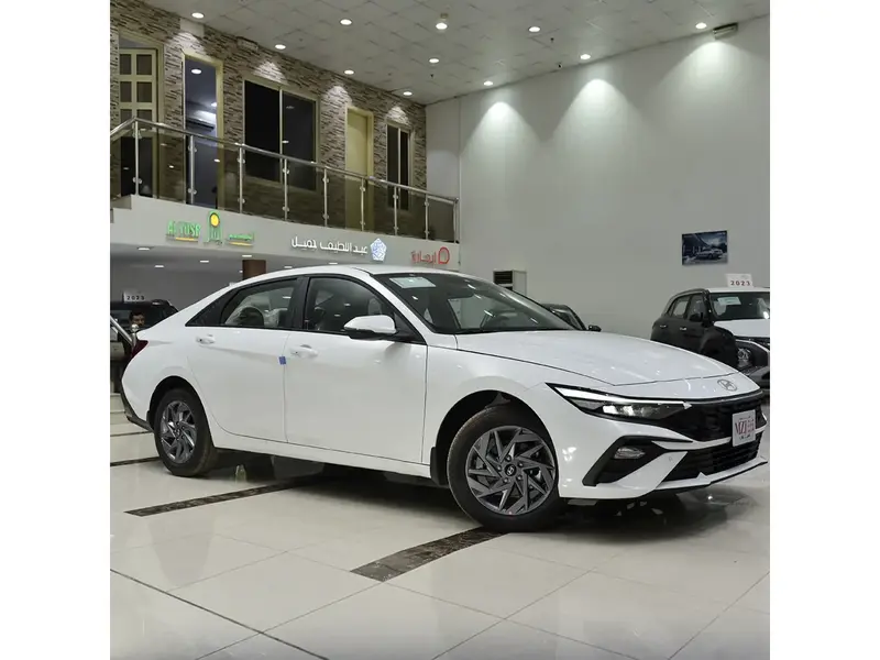 Hyundai Elantra 2025
