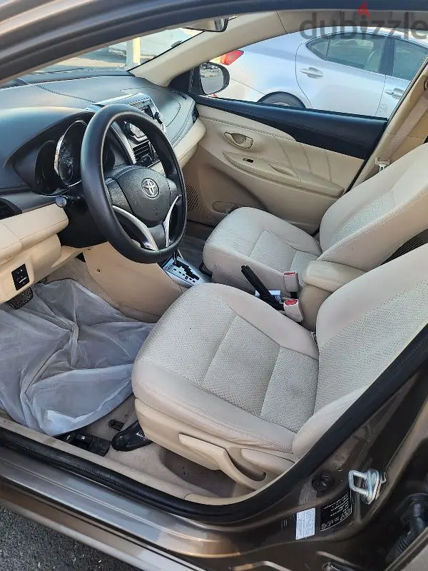 تويوتا يارس 2015