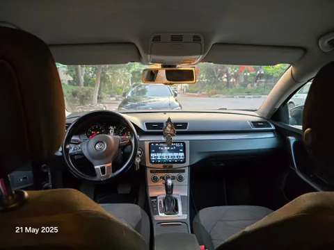 Discover undefined undefined Exterior Interior Images.Find all aspects and details of cars.