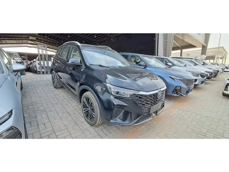 Discover undefined undefined Exterior Interior Images.Find all aspects and details of cars.