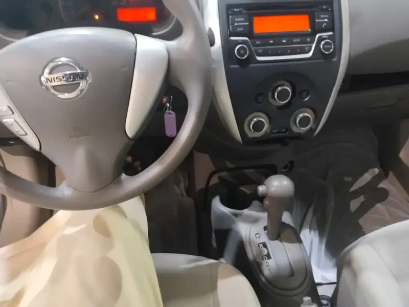 Discover undefined undefined Exterior Interior Images.Find all aspects and details of cars.