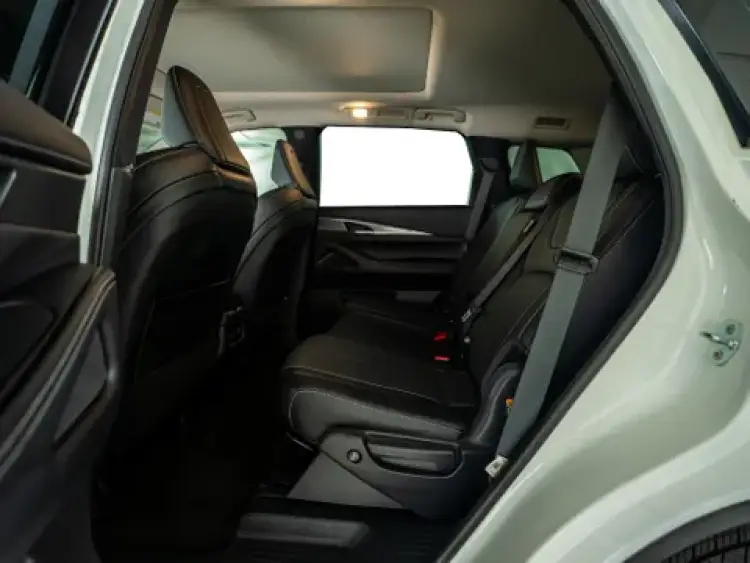 infiniti qx60 image Infiniti QX60 3.5L Luxe 2023