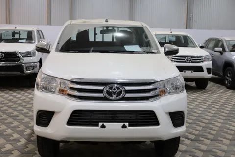 New Toyota Hilux 2.4L Double Cab 4x4 2024