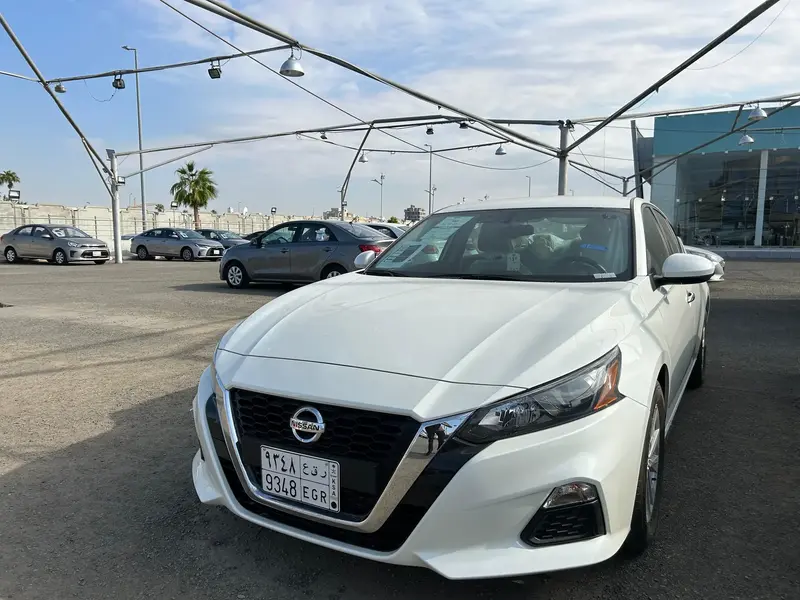 Discover undefined undefined Exterior Interior Images.Find all aspects and details of cars.