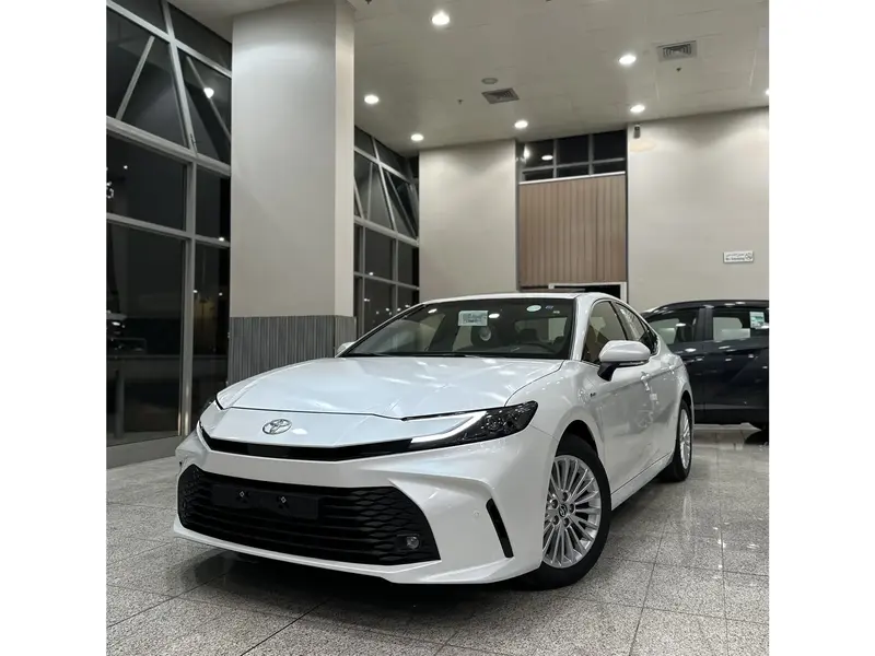 Discover undefined undefined Exterior Interior Images.Find all aspects and details of cars.