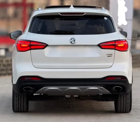 Discover undefined undefined Exterior Interior Images.Find all aspects and details of cars.