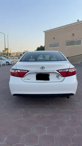 استكشف undefined undefined الصور الخارجية والداخلية. اكتشف جميع جوانب وتفاصيل السيارات.