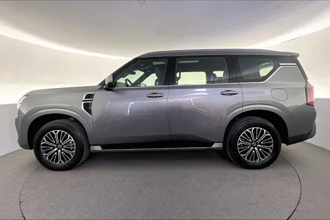 Discover undefined undefined Exterior Interior Images.Find all aspects and details of cars.