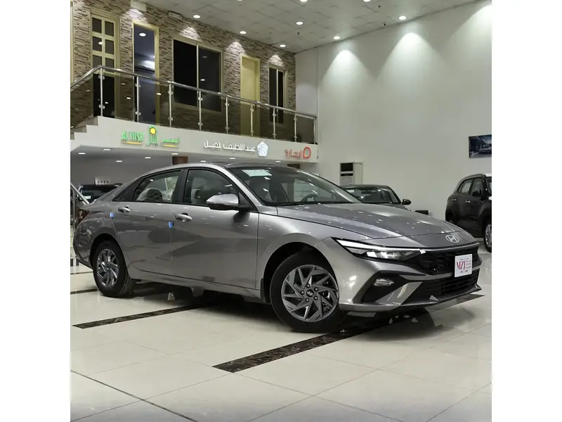 Hyundai Elantra 2025