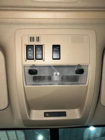 Cadillac ESCALADE 2012