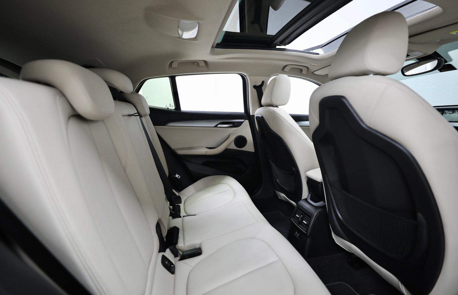 GCC | BMW X2 sDrive 20i | 1000 AED Monthly Installment | Free Insurance and Registration