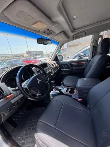 Discover undefined undefined Exterior Interior Images.Find all aspects and details of cars.