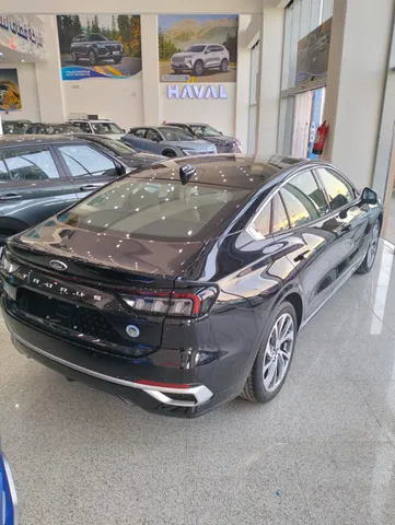 New Ford Taurus 2025