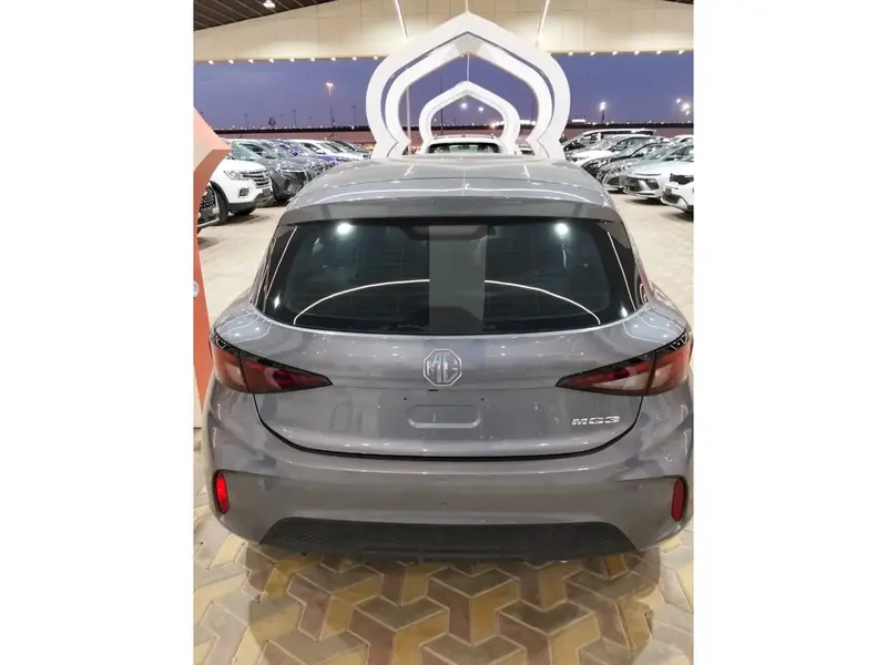 MG 3 2025