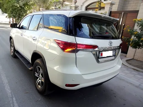 Toyota Fortuner 2.7L (4X4) 2020