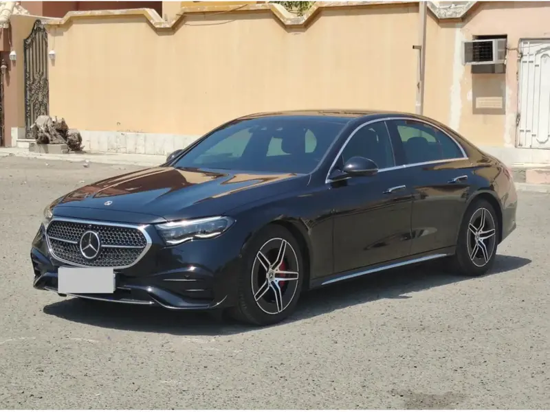 Discover undefined undefined Exterior Interior Images.Find all aspects and details of cars.